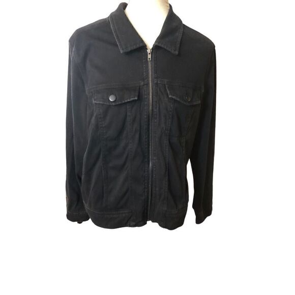 Chambrai black Athleisure zip front jacket - Picture 2 of 11